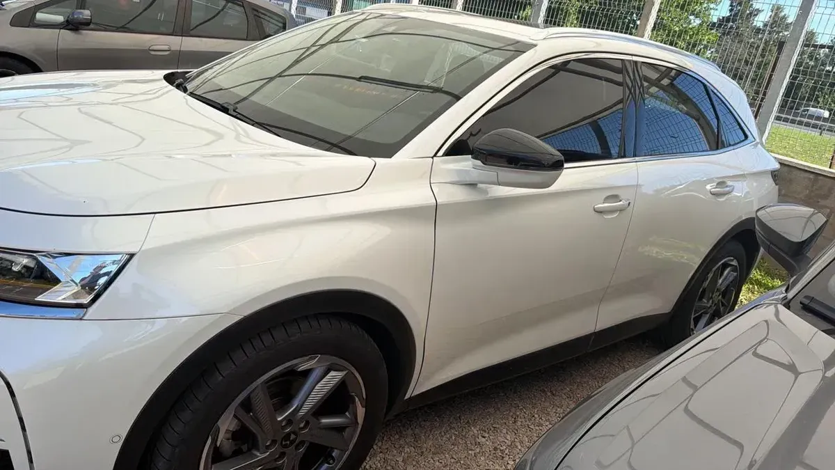 D.S. DS7 Crossback 2.0 Hdi 180 At Bastille+