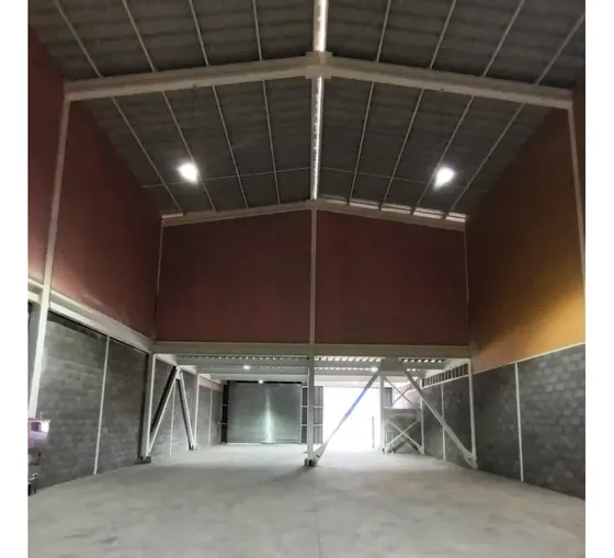 Bodega De 850 M² En Condominio En Cerrillos