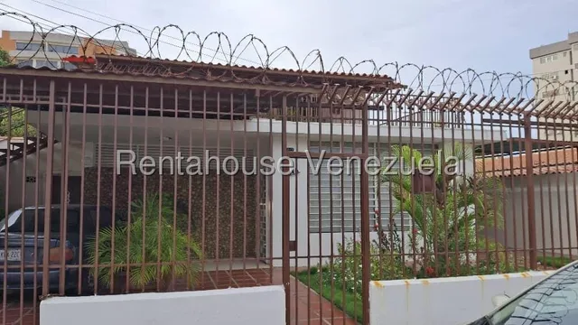 Sorangel Vargas Alquila Amplio Local Comercial En Excelente Ubicacion, Facil Acceso Zona Este Barquisimeto Mls #25-11514