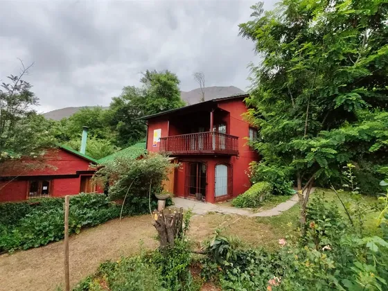 Casa En Venta De 9 Dorm. En San José De Maipo