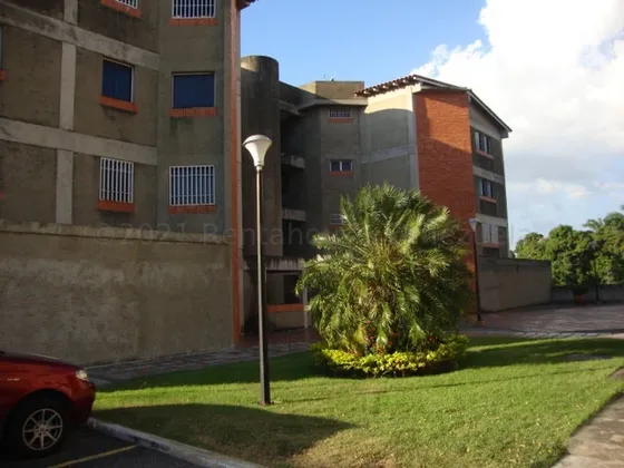 Ivonne Bracho Vende Lindo Apartamento En Cabudare. Mls #25-5593