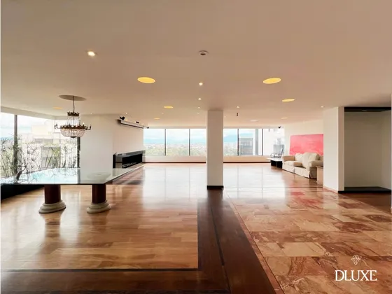 Vendo, Apartamento En La Carolina, 5 Habitaciones
