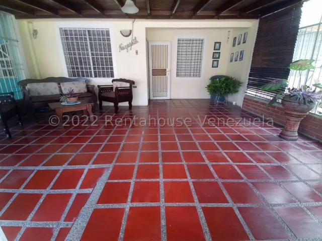 César Bullones Vende Fabulosa Casa En Urb. El Placer, Cabudare, Lara 25-12010