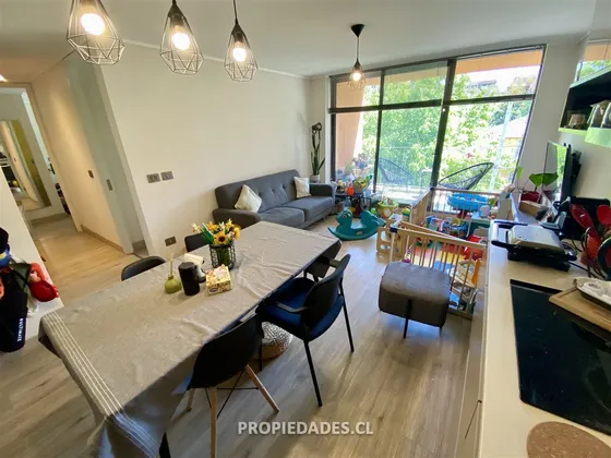 Departamento En Venta De 2 Dorm. En Ñuñoa