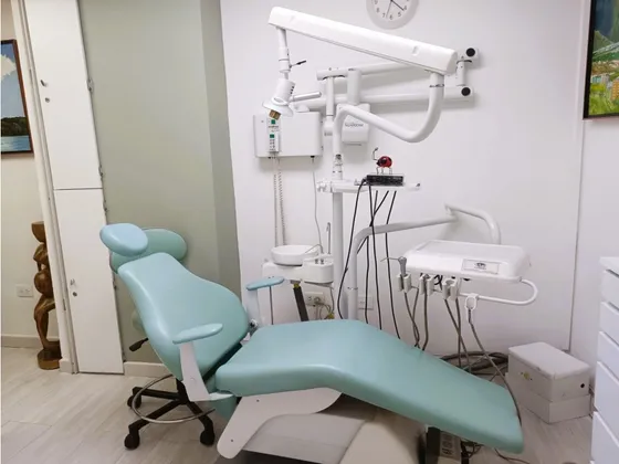 Alquilo Cubículos Odontológicos  Las Mercedes 6742