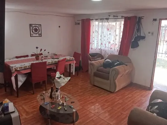 Casa Aislada Con Departamento Interior En Venta En Lo Prado