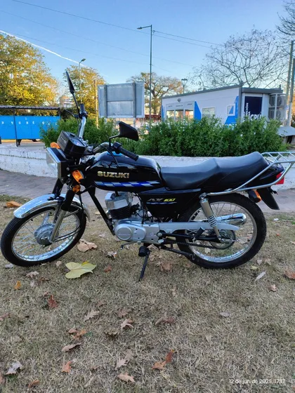 Suzuki Ax 100 2025