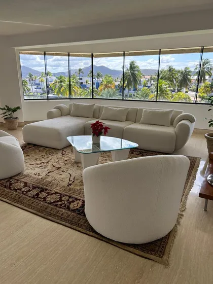 Apartamento En Alquiler En Lechería. Las Canoas