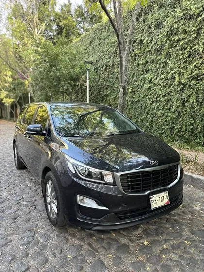 Kia Sedona 3.3 V6 Ex Pack At