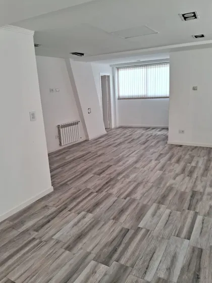 Oficina En Venta Ubicada En La Perla