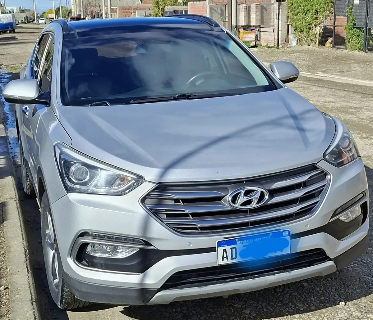 Hyundai Santa Fe 2.4 Premium 7-Seater 6-Speed Automatic 4WD