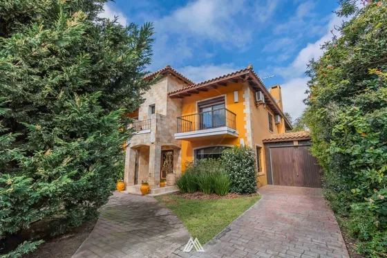Venta Casa Carrasco Sur 4 Dorm Piscina Financiada