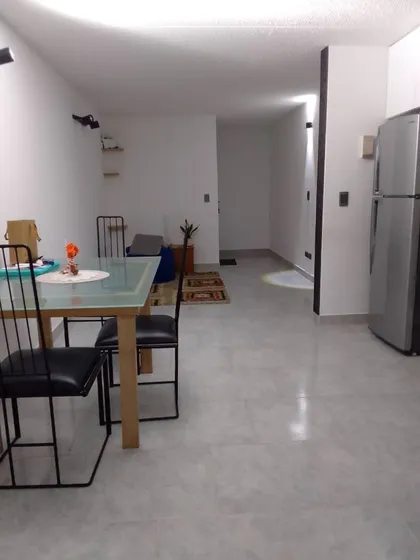 Se Alquila Habitacion En Los Samanes