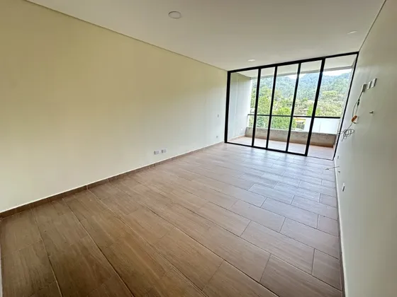  Apartamento En Arriendo Ubicado En El Retiro Sector La Maria (22732).