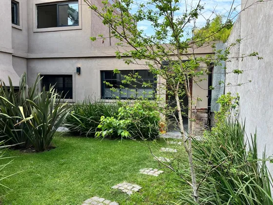 Duplex En Alquiler. Hurlingham. 2 Ambientes