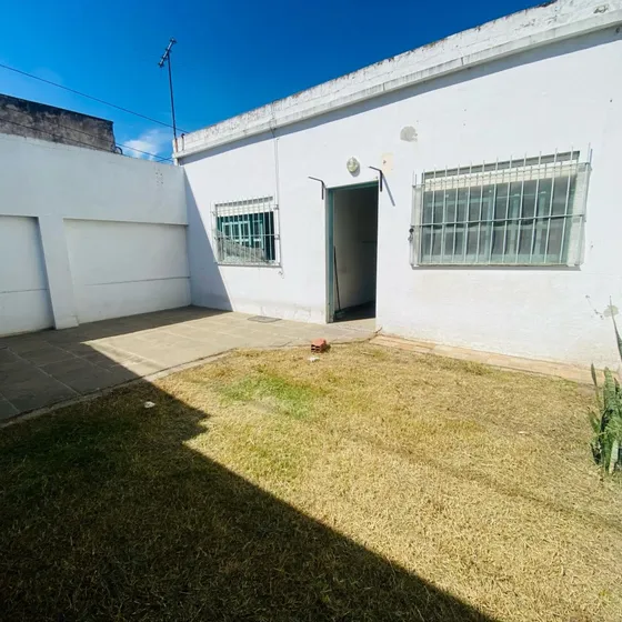 Casa En Venta En Caseros