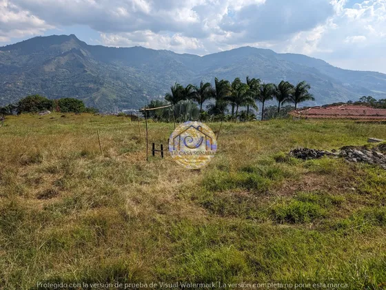 Hermoso Lote En Una Prestigiosa Parcelación En Copacabana. Lote Plano Cerca Al Parque De Copacabana. Lote Cerca A La Autopista. Lote En El Noral, Lote En La Veta, Lote En El Zarzal, Lote En Girardota