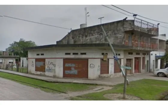 Local Con Terreno Mariano De Vedia Y Mitre 3984