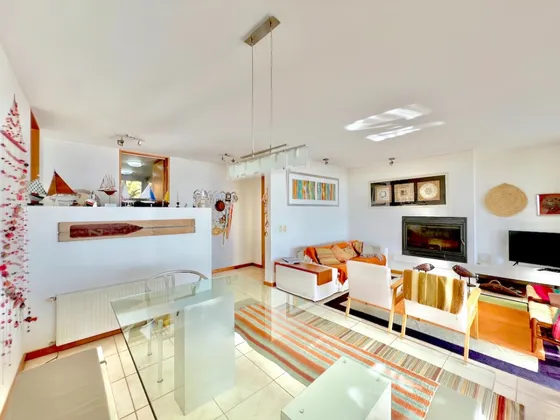 Impecable Departamento Con Despampanante Vista En Venta