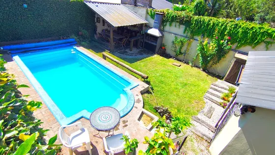 Venta Casa 4 Amb. Reciclada Con Jardín, Pileta, Quincho Y Playroom!!!