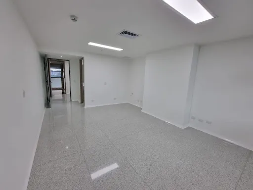 Consultorios En Venta Vegas Del Poblado 743-7302