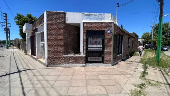 Local Comercial En Alquiler Ubicado En José C. Paz