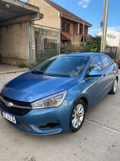 Chery Arrizo 5 1.5 Confort