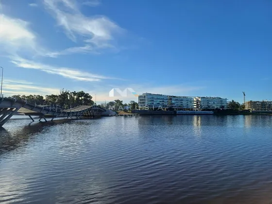 Departamento  En Alq. Temporario En La Barra, Punta Del Este, Punta Del Este / Maldonado