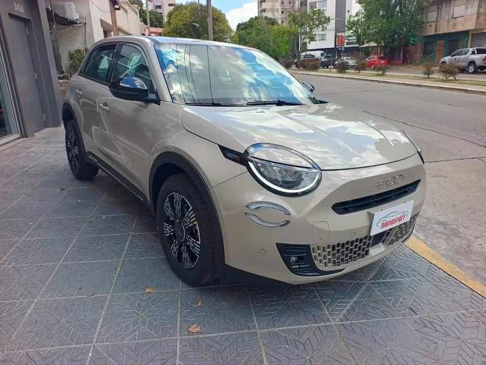 Fiat 600 Hybrid 1.2 E-DCT568993643182182402