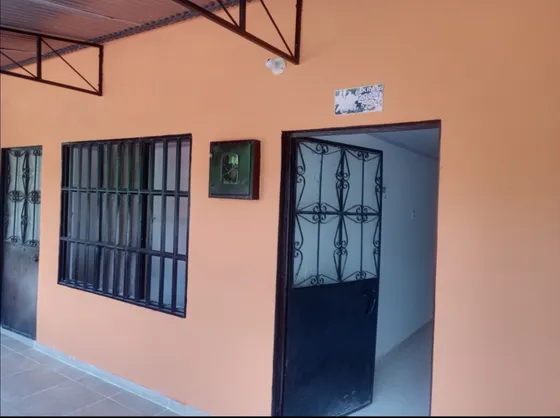 Ganga: Venta Casa - Hotel. Motivo Viaje. 