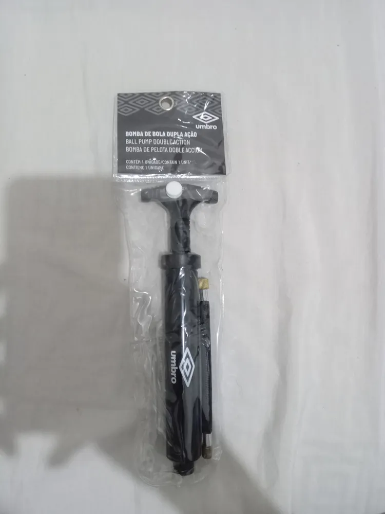 Bomba De Ar Umbro Dupla Ação Cor Preto - Imagem 4