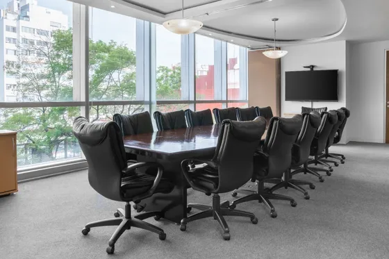 Renta De Oficina Privada Para 4 Personas En Regus Masaryk 111