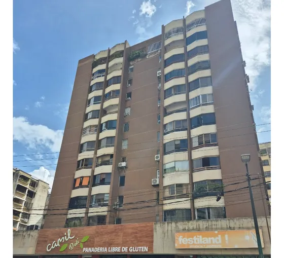 En Venta Apartamento Tipo Estudio Los Palos Grandes Oportunidad De Inversion Piso Bajo Jp
