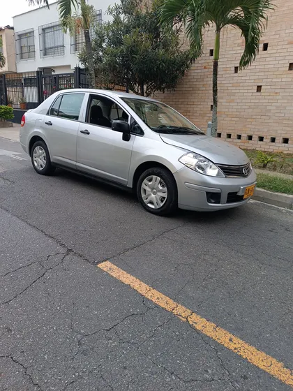 Nissan Tiida Sd 1.8 Comfort