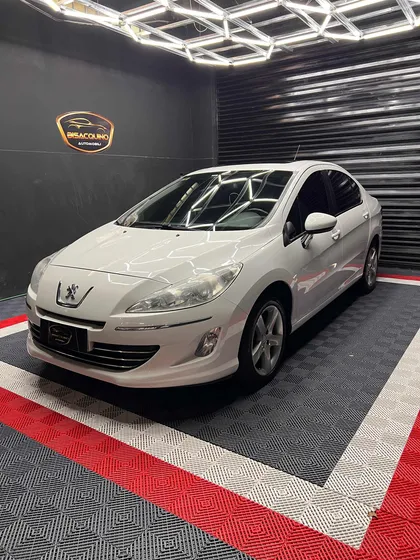 Peugeot 408 2.0 Feline 143cv