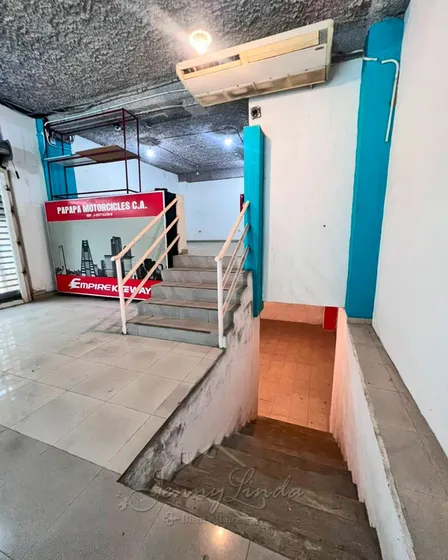 En Alquiler!!! Local Comercial En La Calle El Canal Maracay Aragua, Esquina Con Alto Movimiento Comercial