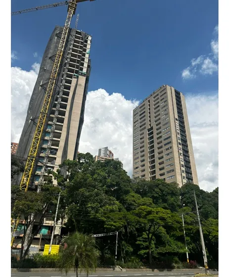 Cesion De Derechos En Venta En El Poblado, Castropol. Avenida Park. 