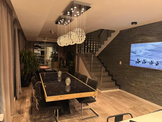 Increible Departamento Tipo Penthouse Con Pileta  Y Terraza Propia Vista Al Rio Puerto De Olivos