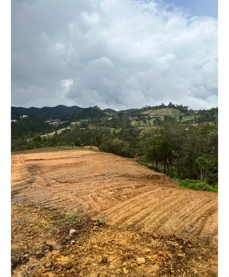 Venta De Lote En Llanogrande Rionegro.