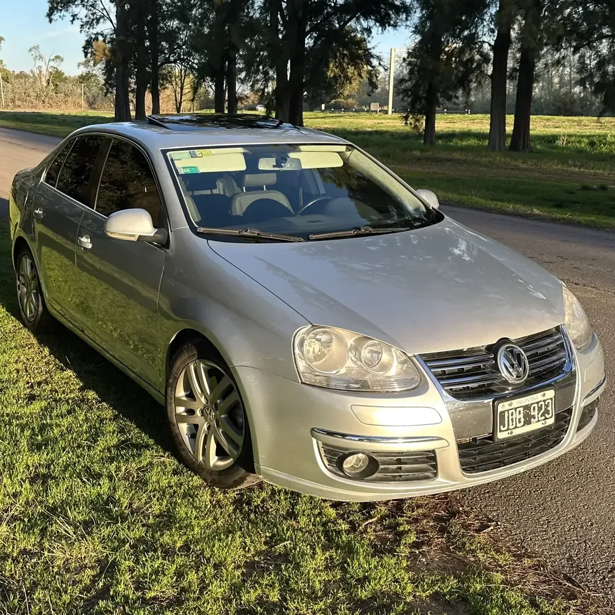 Volkswagen Vento 2.5 Advance 170cv