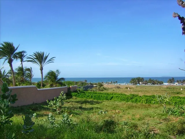 Parcela Turístico-hotelera- Residencial En Venta. Playa Parguito.