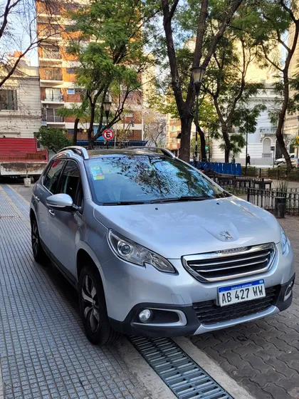 Peugeot 2008 1.6 Feline