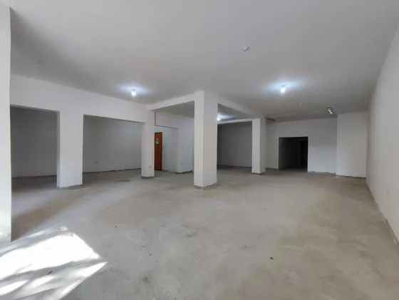 Local En Arriendo En Centro. Cod A14096