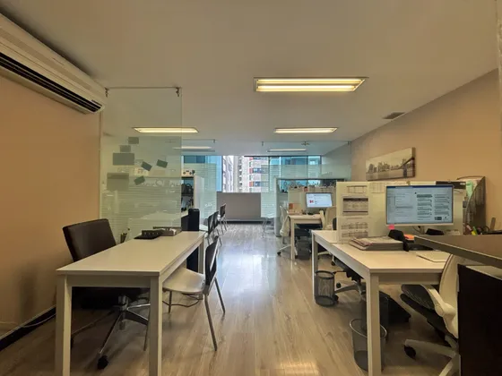Oficina En Venta, Milla De Oro, Medellín 