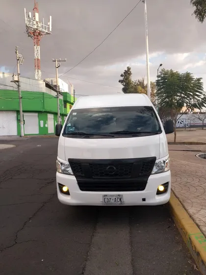 Nissan Urvan 2.5 15 Pas Amplia Aapack Seg Mt