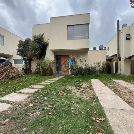Vende Carcasa Mediterránea En Curauma Laguna 