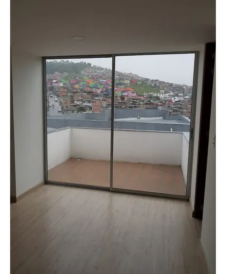 Venta De Apartaestudio En La Av Kevin Angel 