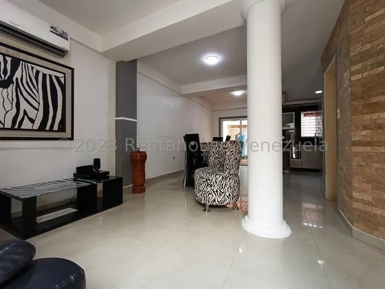Casa Townhouse En Cagua Corinsa, Villas Dorada . Ljsa 25-13679