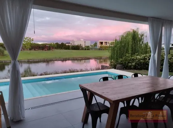 La Casa De Tus Sueños En Vistas - Puertos Del Lago - Casa En Venta - A La Laguna - Escobar