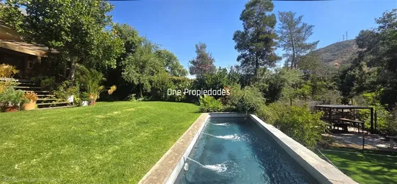Venta Casa Inesperada Arrayan Bajo. Solo Cuadras Las Condes